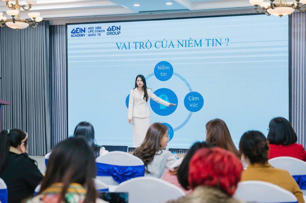 Chia sẻ về vai trò của niềm tin trong một buổi học trực tiếp.